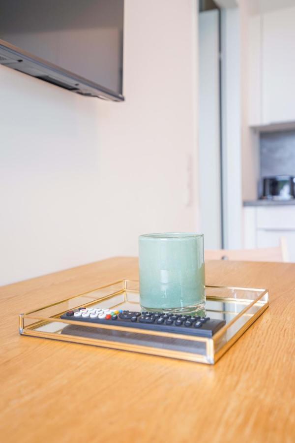 Suite In High-Rise On The Danube Vienna Esterno foto